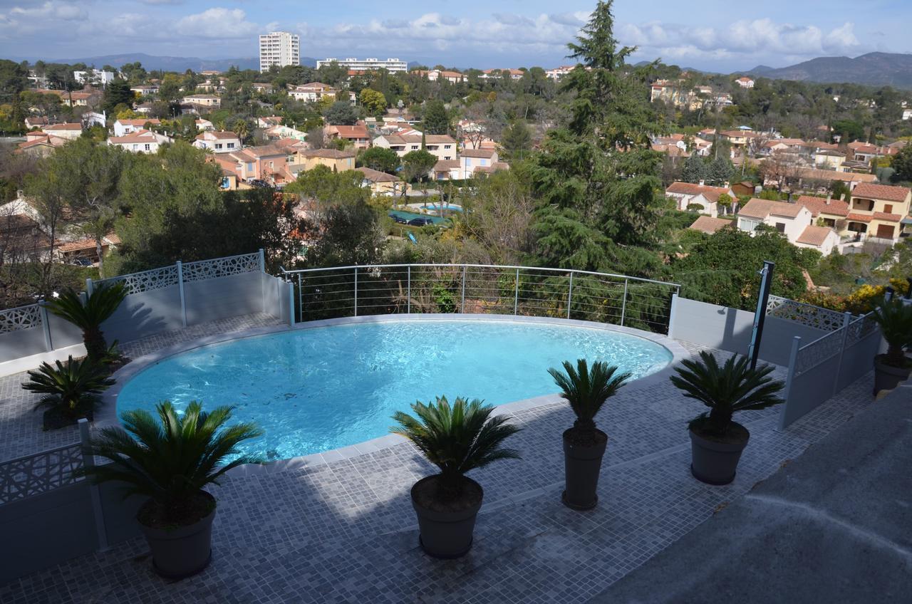 Belle Maison Avec Piscine Dans Les Hauteurs A Saint Raphael Saint-Raphael (Var) Exterior foto